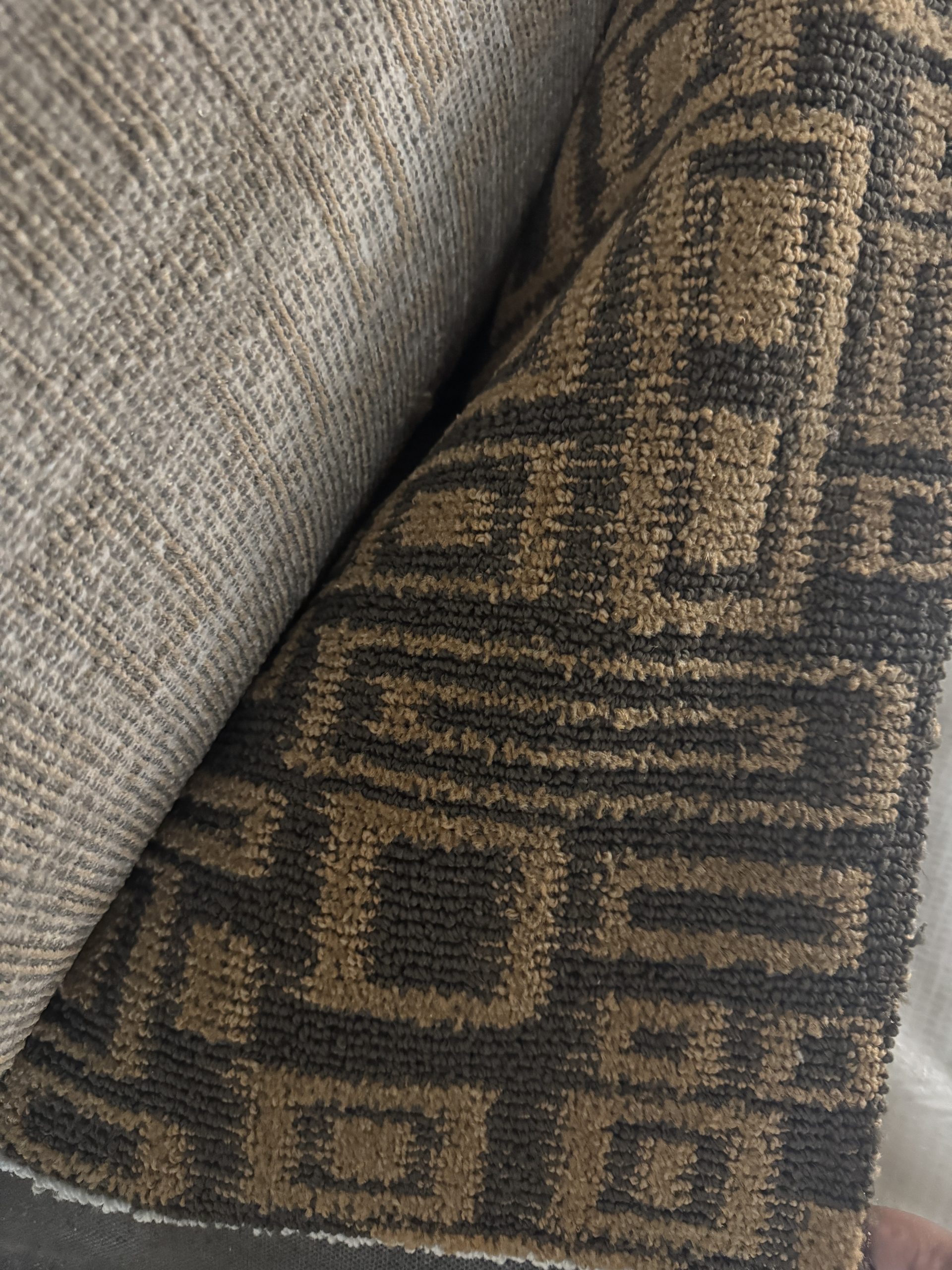 LUXURY OFFICE/LOBBY CARPET (425 sq yds) - Image 3